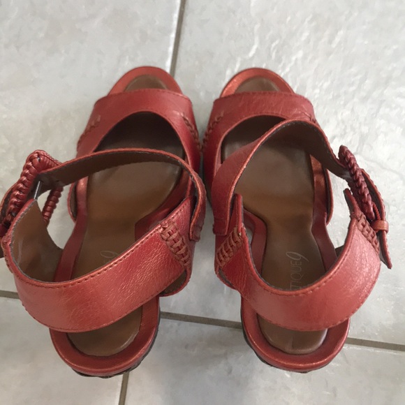 Nine West- boutique 9 platform, woven heel pump. - Picture 8 of 12